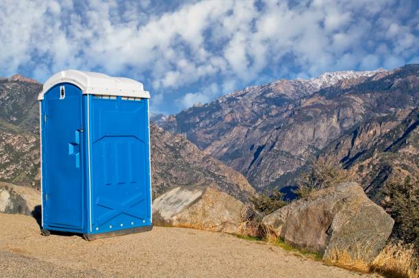 Portable Toilet Options We Offer in Booneville, MS